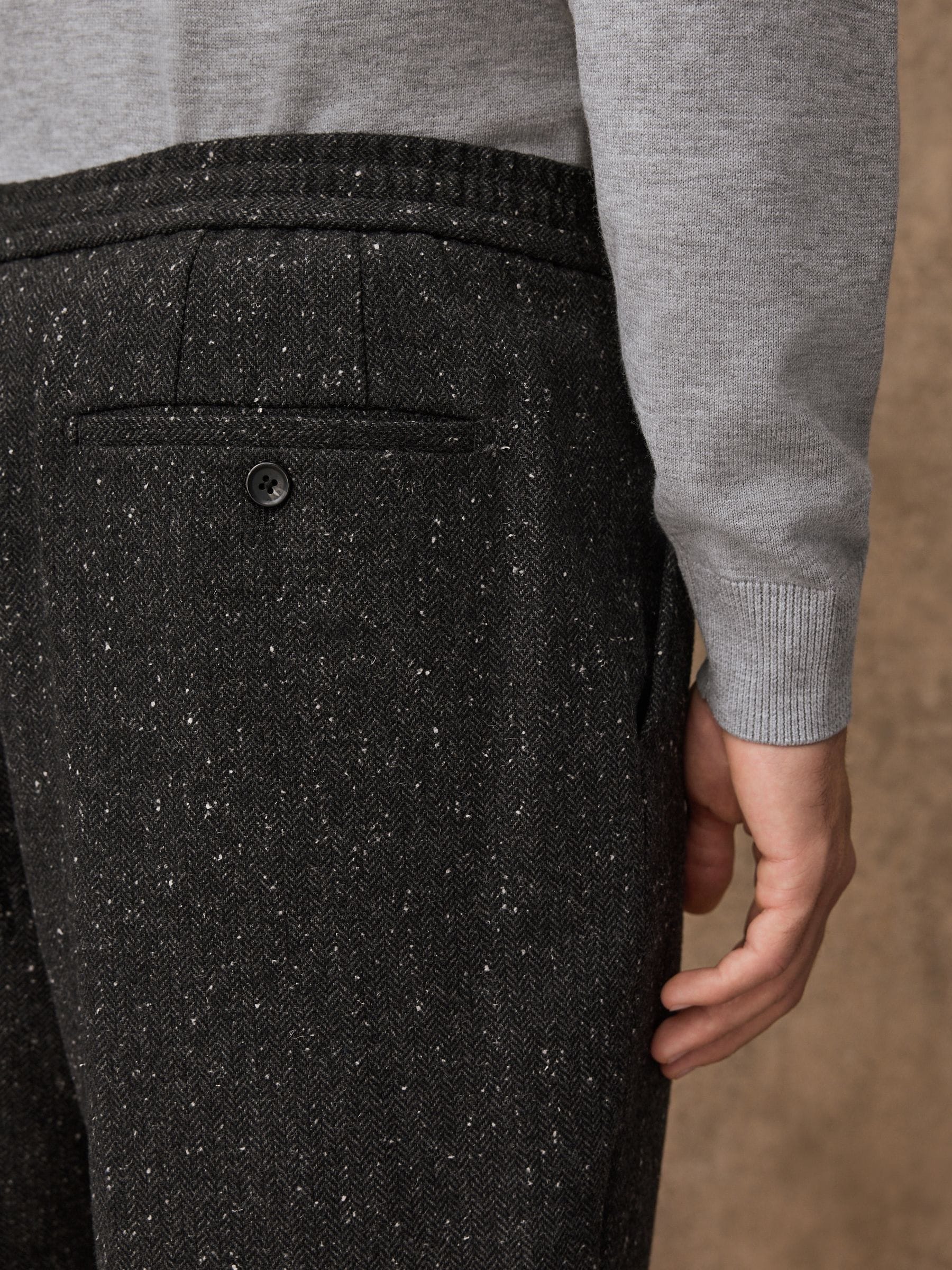 Antraciet - Straight Fit Smart Textured Herringbone Trousers With Wool