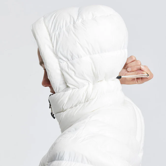 Decathlon Forclaz - Jaqueta puffer feminina com capuz Forclaz MT500