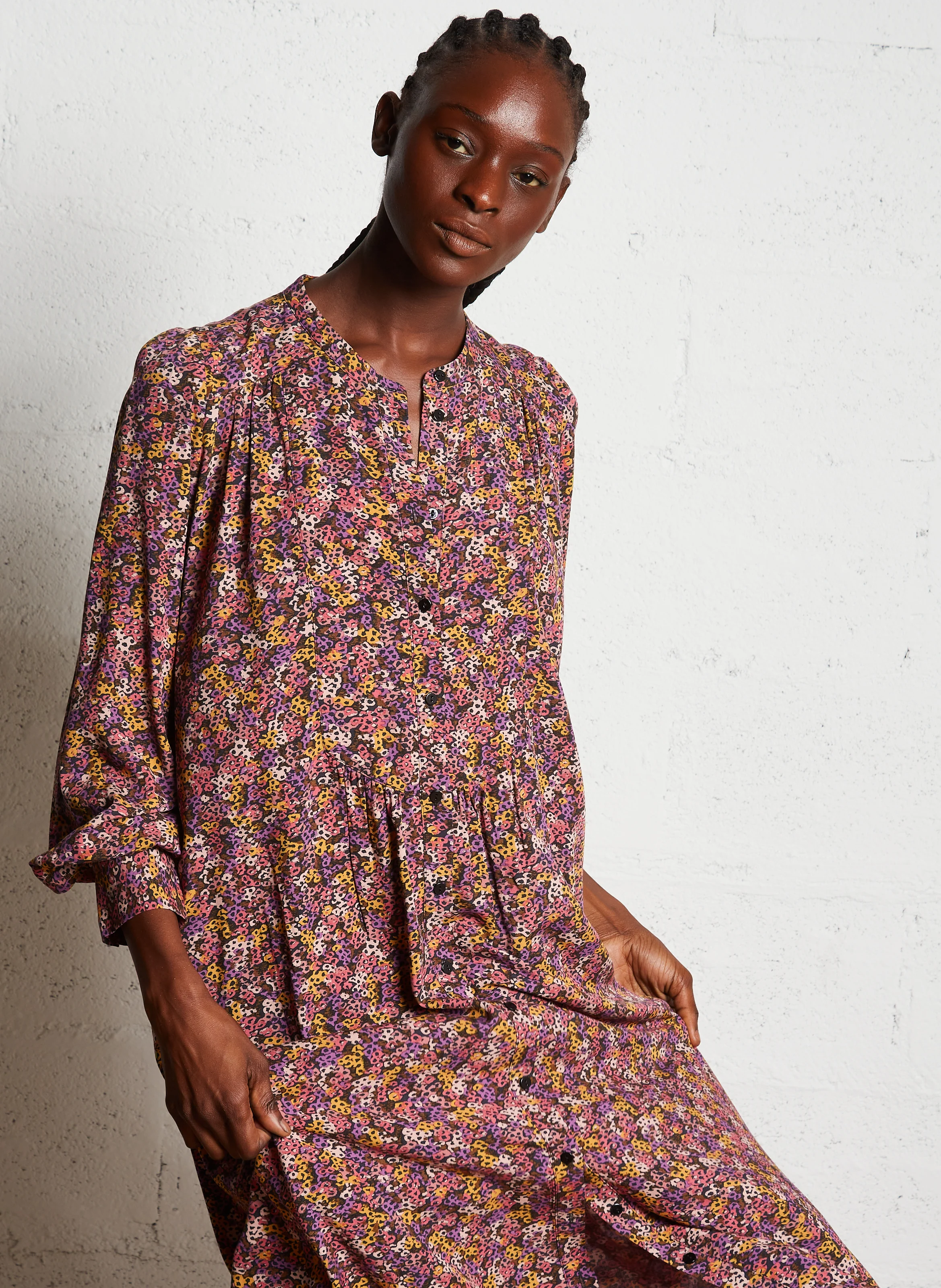 TAMEO - Robe longue col rond à imprimé fleuri | Multicolore