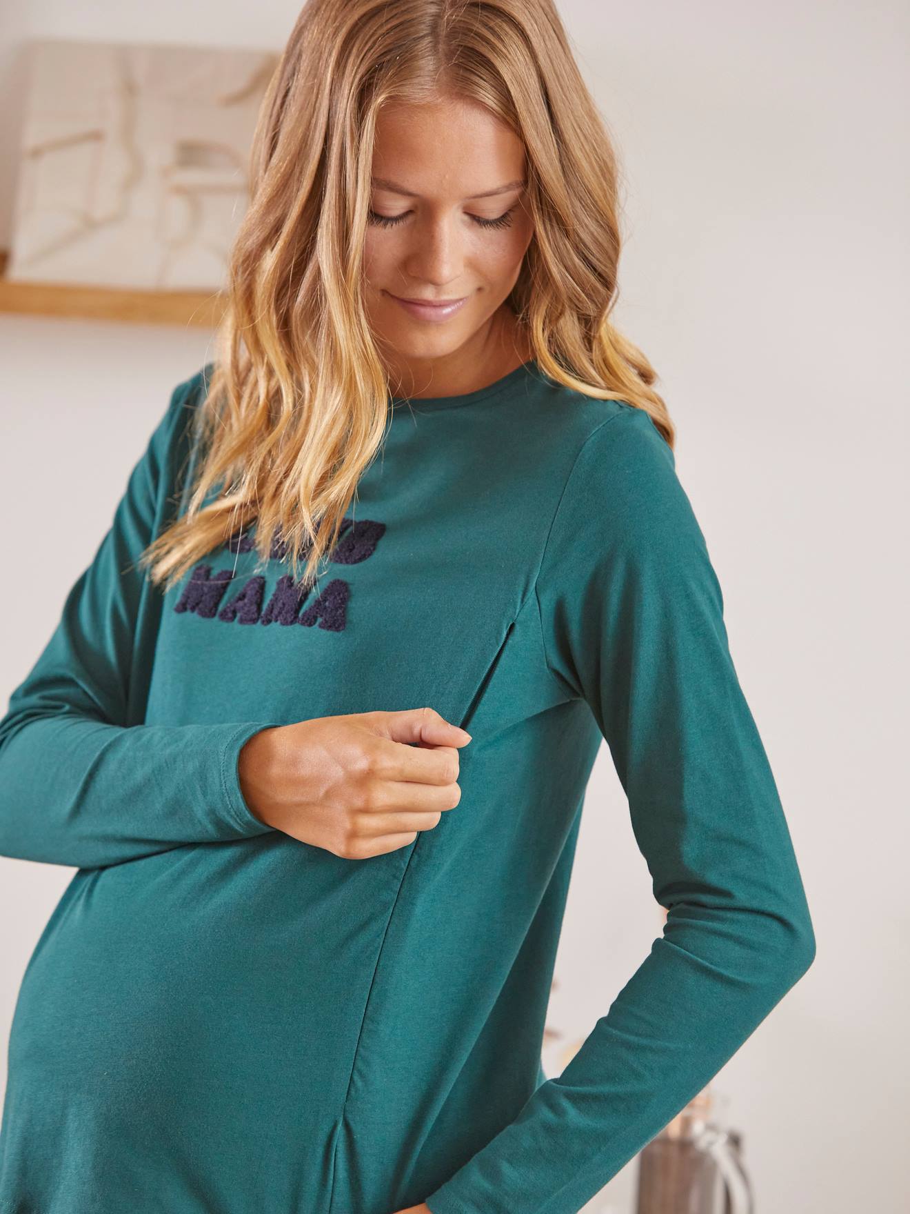 Camiseta lisa azul-escura de algodão orgânico para gestantes e lactantes com mensagem