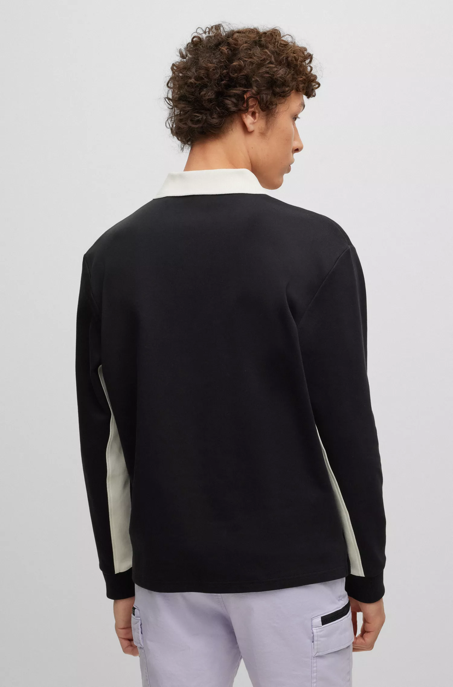 Camisa polo HUGO vermelha em algodão interlock, corte regular, com estampa do logotipo.