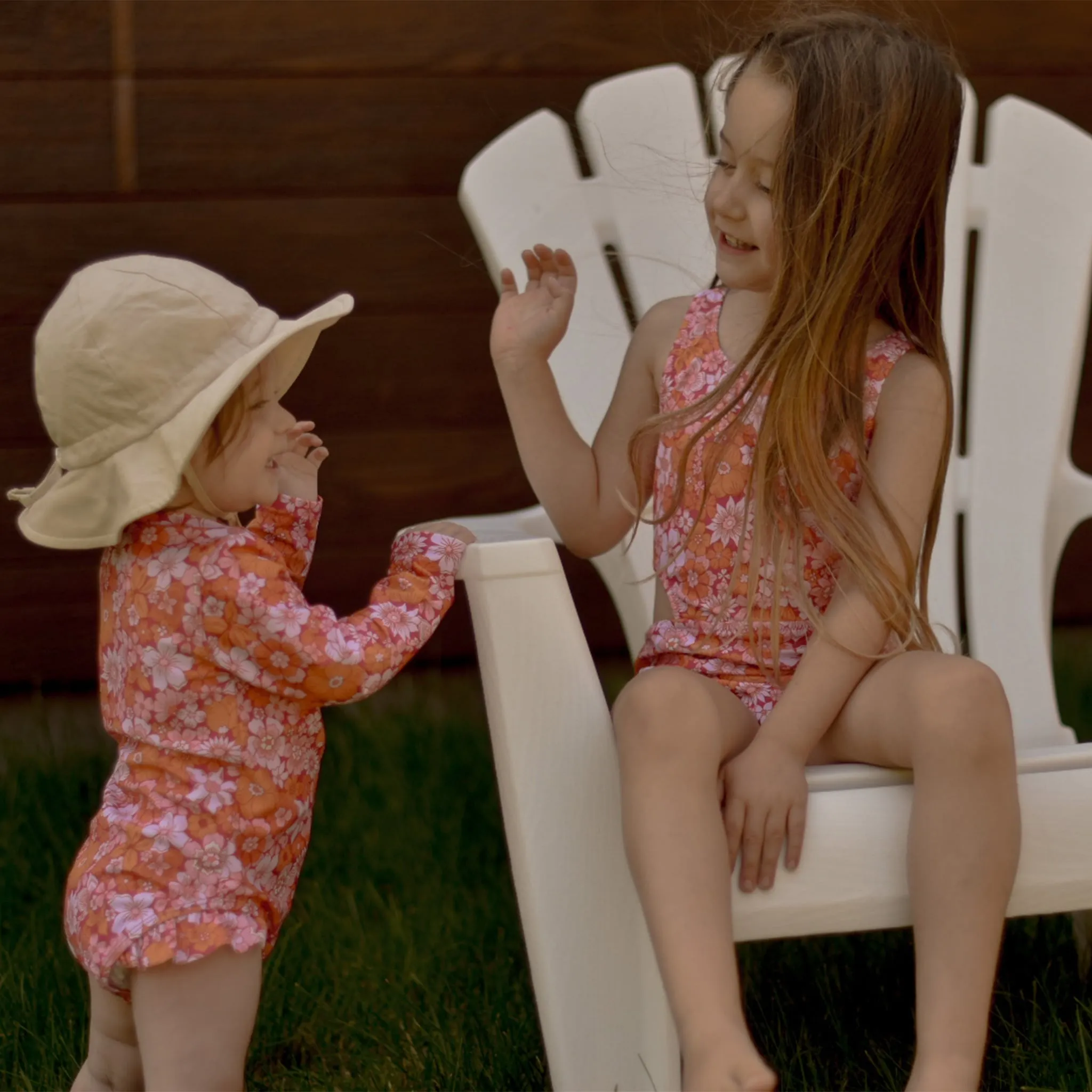 Look Maillot UV Fleurs Retro 3-24mois