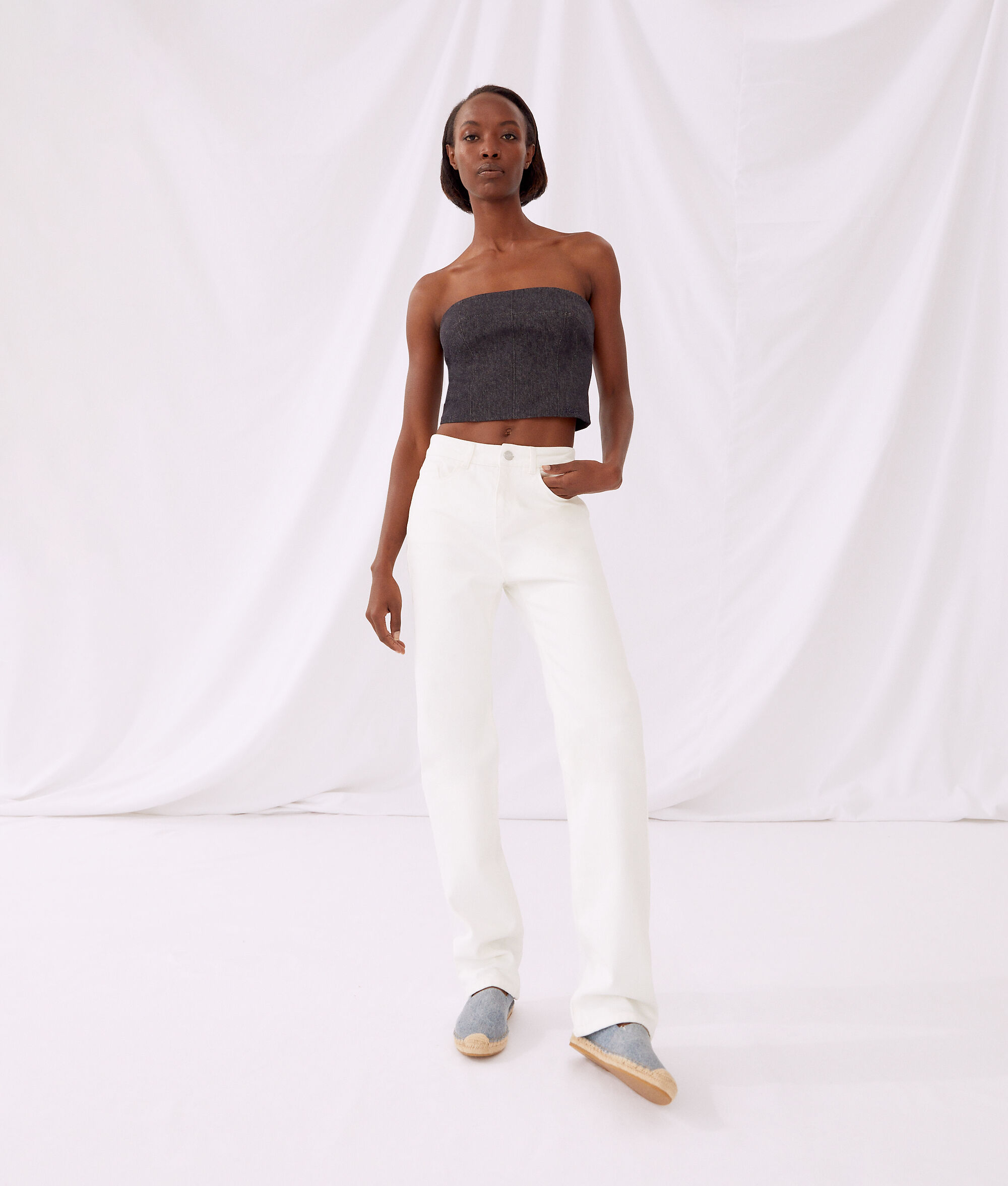 PANTALON EN JEAN BLANC KARL X AMBER VALLETTA