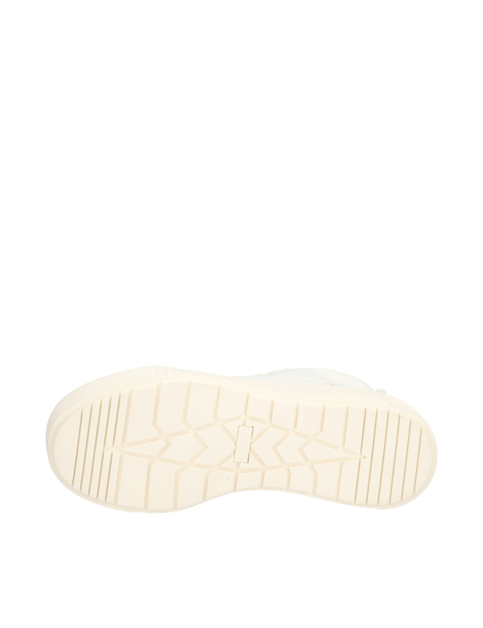 Canvas Sneaker Mid Cut
