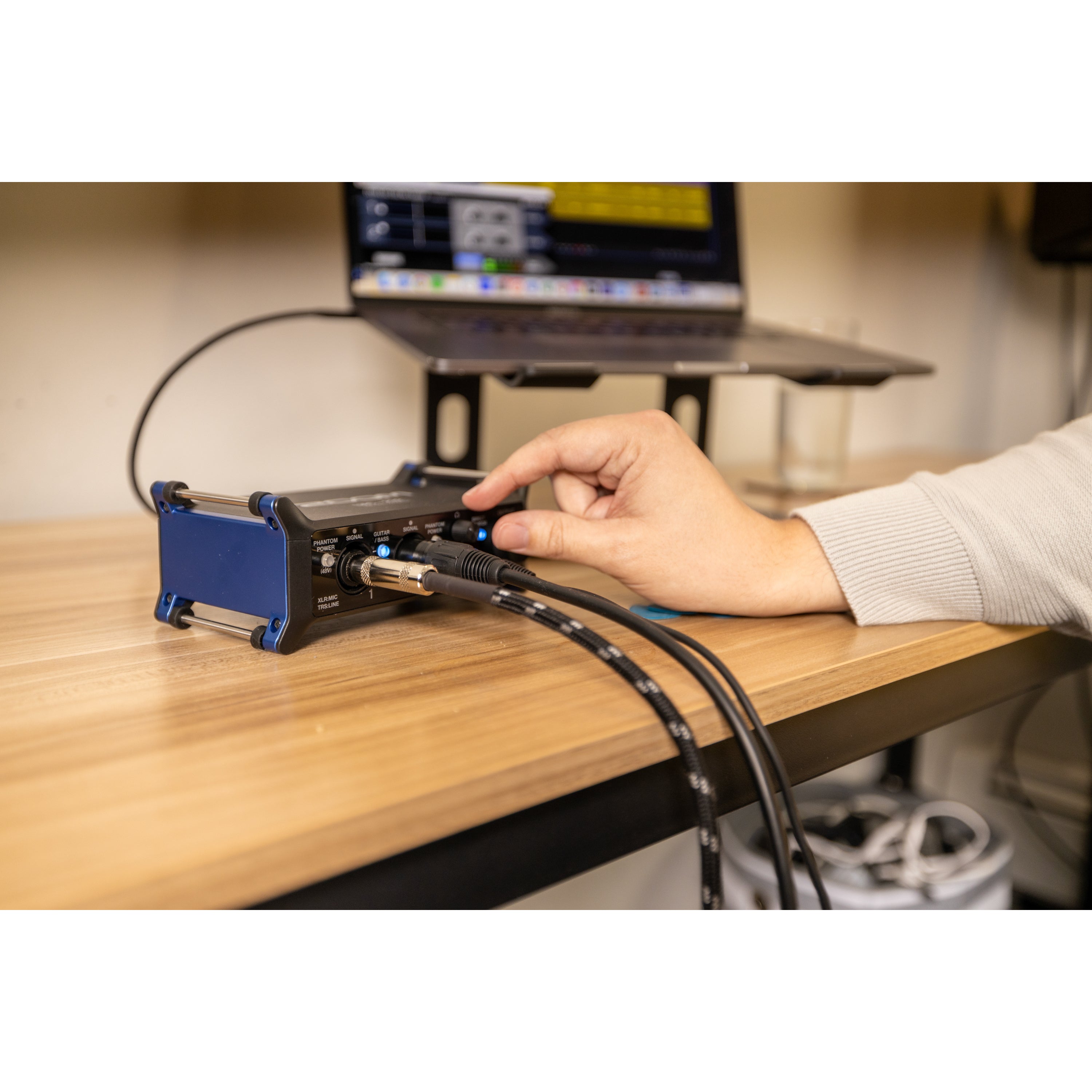 Zoom UAC-232 32-bit audio interface