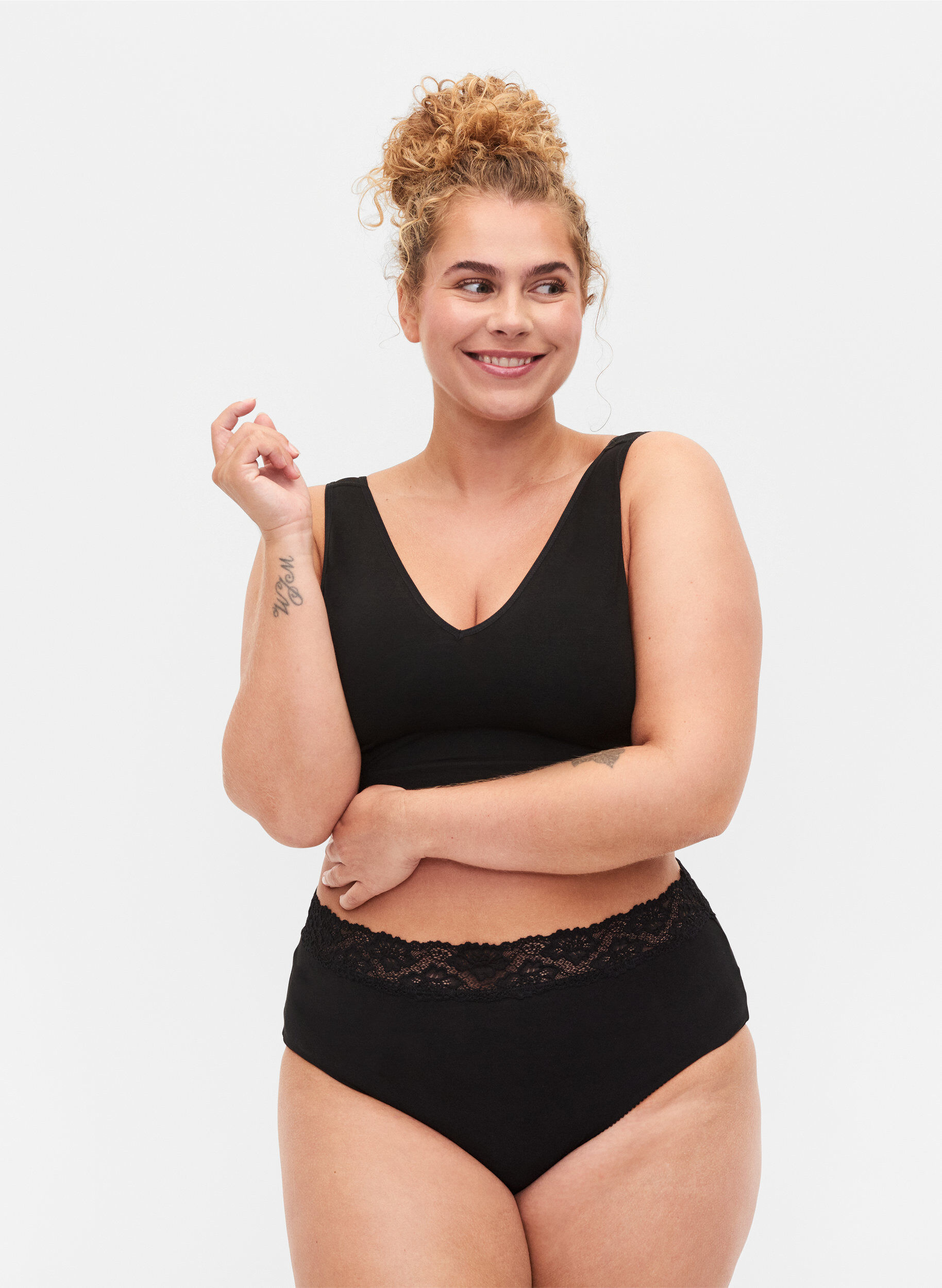 2-pak bomulds trusse med blonder