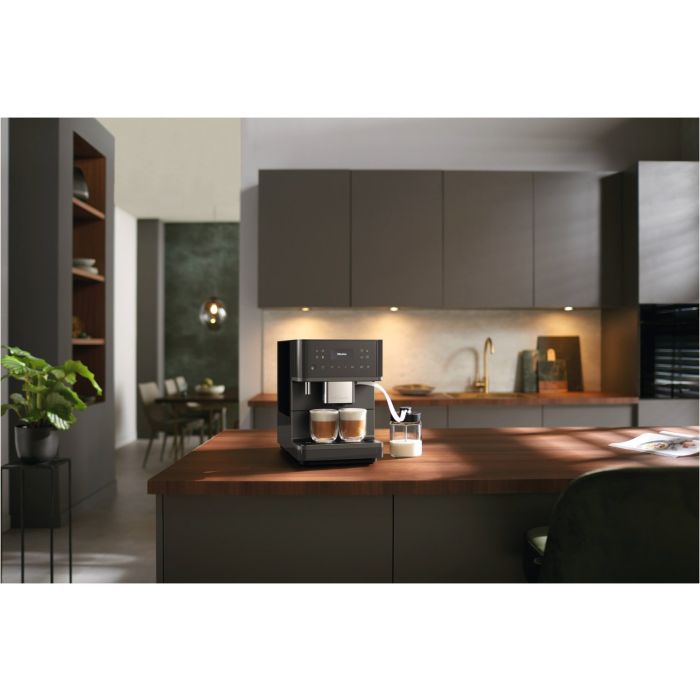 Miele Stand-Kaffeevollautomat CM 6560 MilkPerfection Graphitgrau