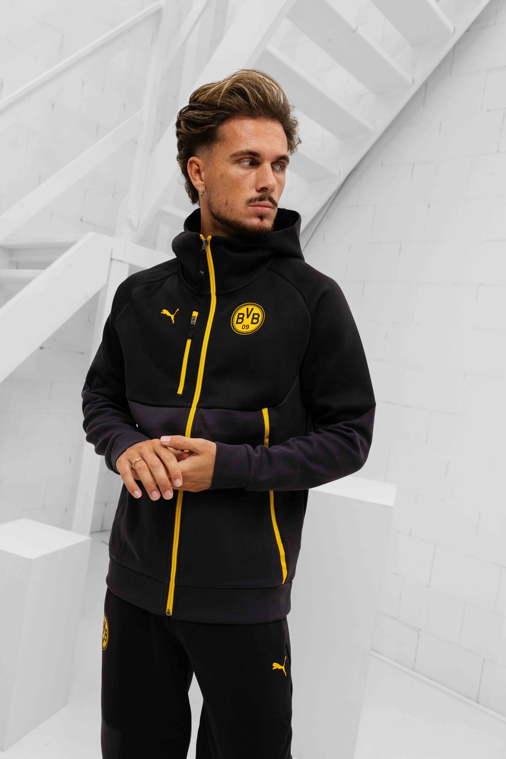 Borussia Dortmund PumaTech Trainingspak Senior 2025/2026 Zwart