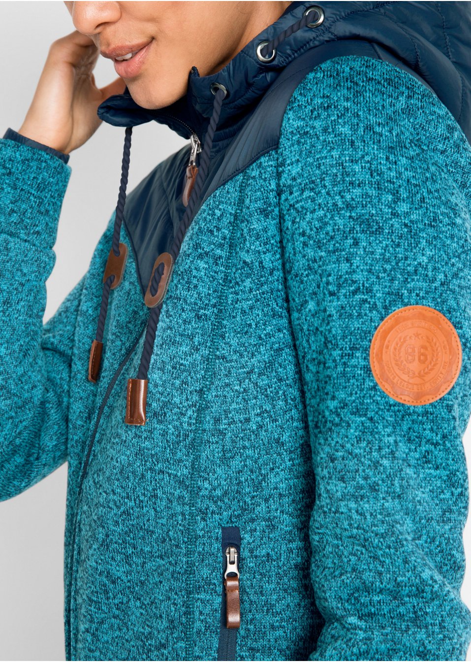 Veste polaire à capuche