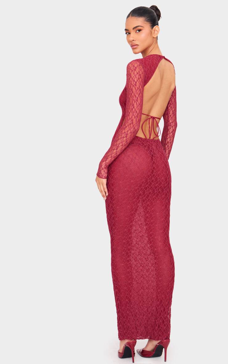 Robe Longue En Dentelle Dos Nu À Manches Longues