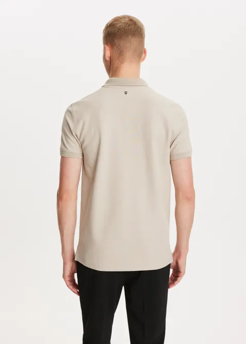 Polo met merk print zand (ZAND)