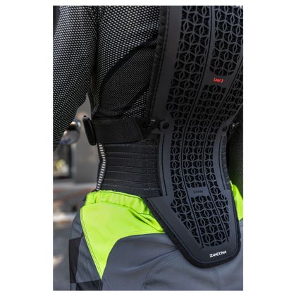 Dorsale à bretelles Zandona NETCUBE ARMOUR LADY x8 - Noir