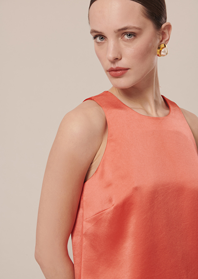 Top Telliacorail en satin fluide
