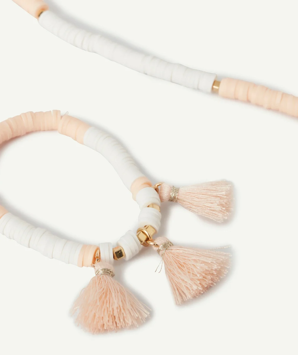 COLLIER ET BRACELET FILLE EN PERLES BLANCHES ET PASTEL AVEC POMPONS