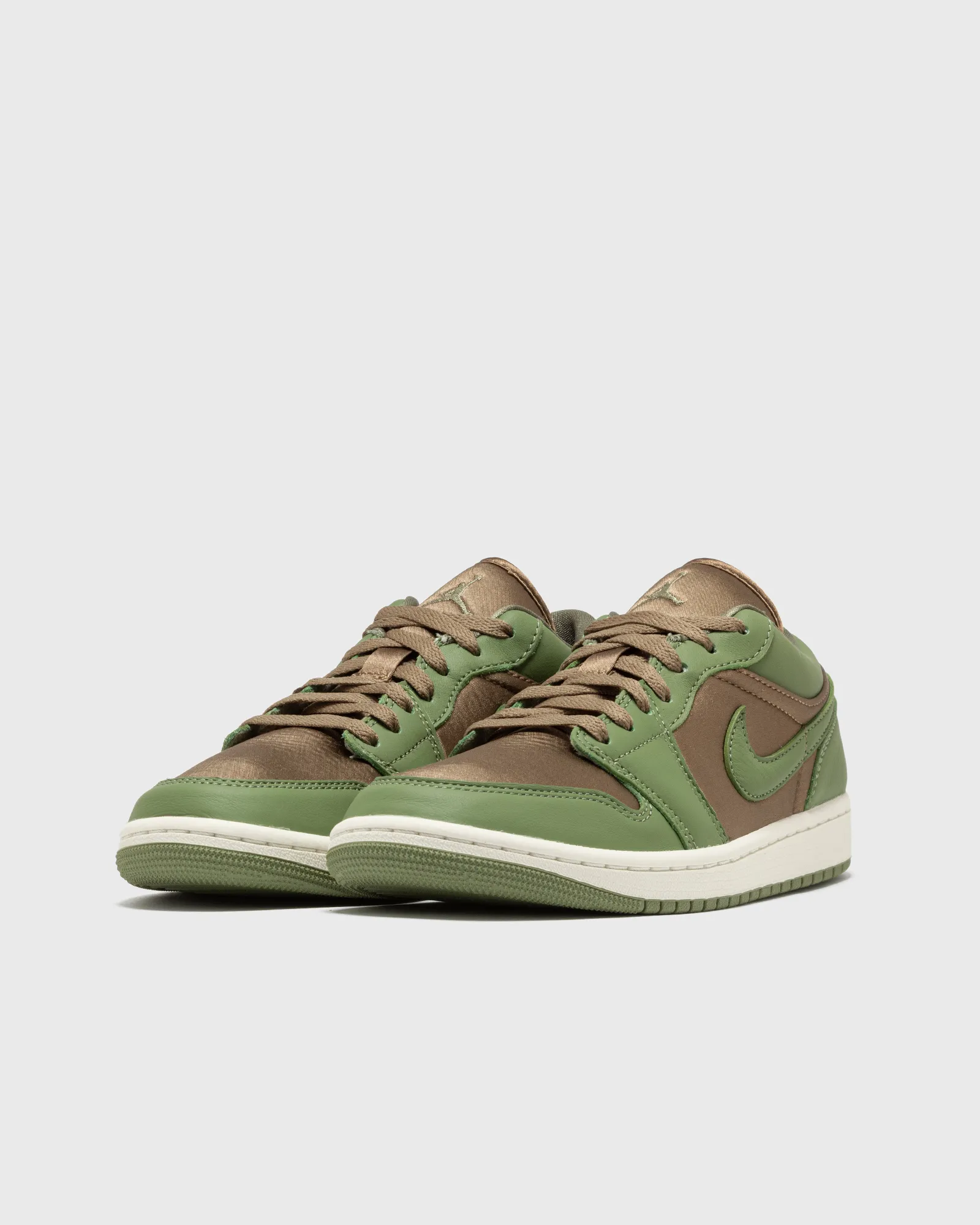 Jordan Air Jordan 1 Low SE Women's Shoes
