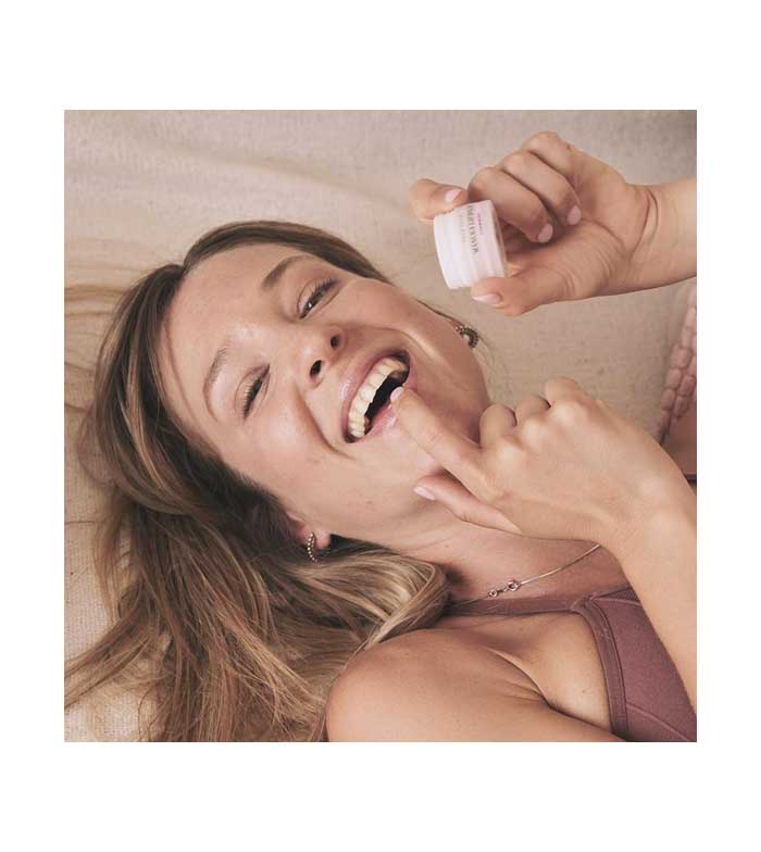 Alma Secret - Bálsamo Reparador para os Lábios Manuka Lip Balm - Morango