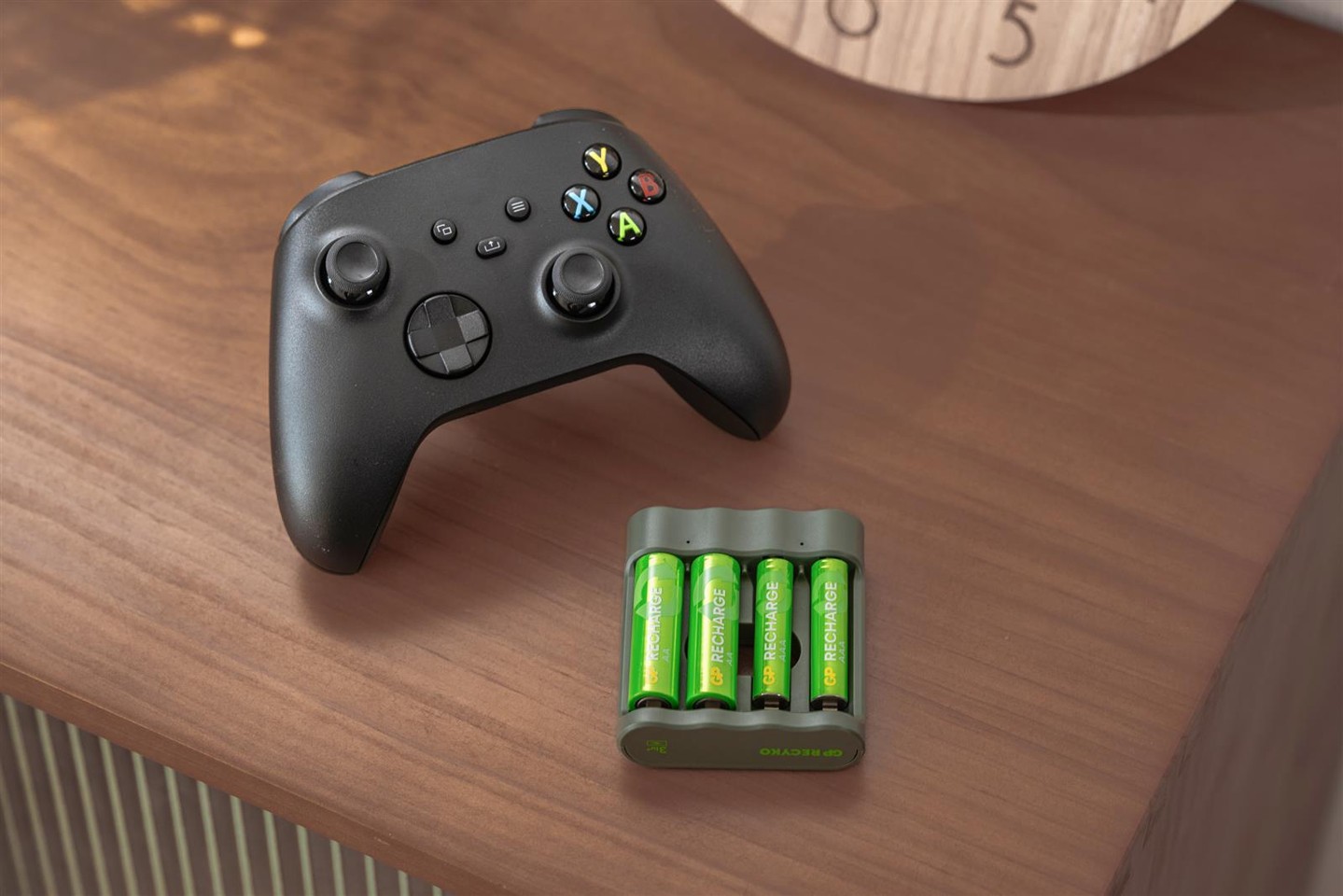GP - Recharge Battery Charger, B441 (USB), incl. 2 x AA 2100 mAh + 2 x AAA 800 mAh Batteries