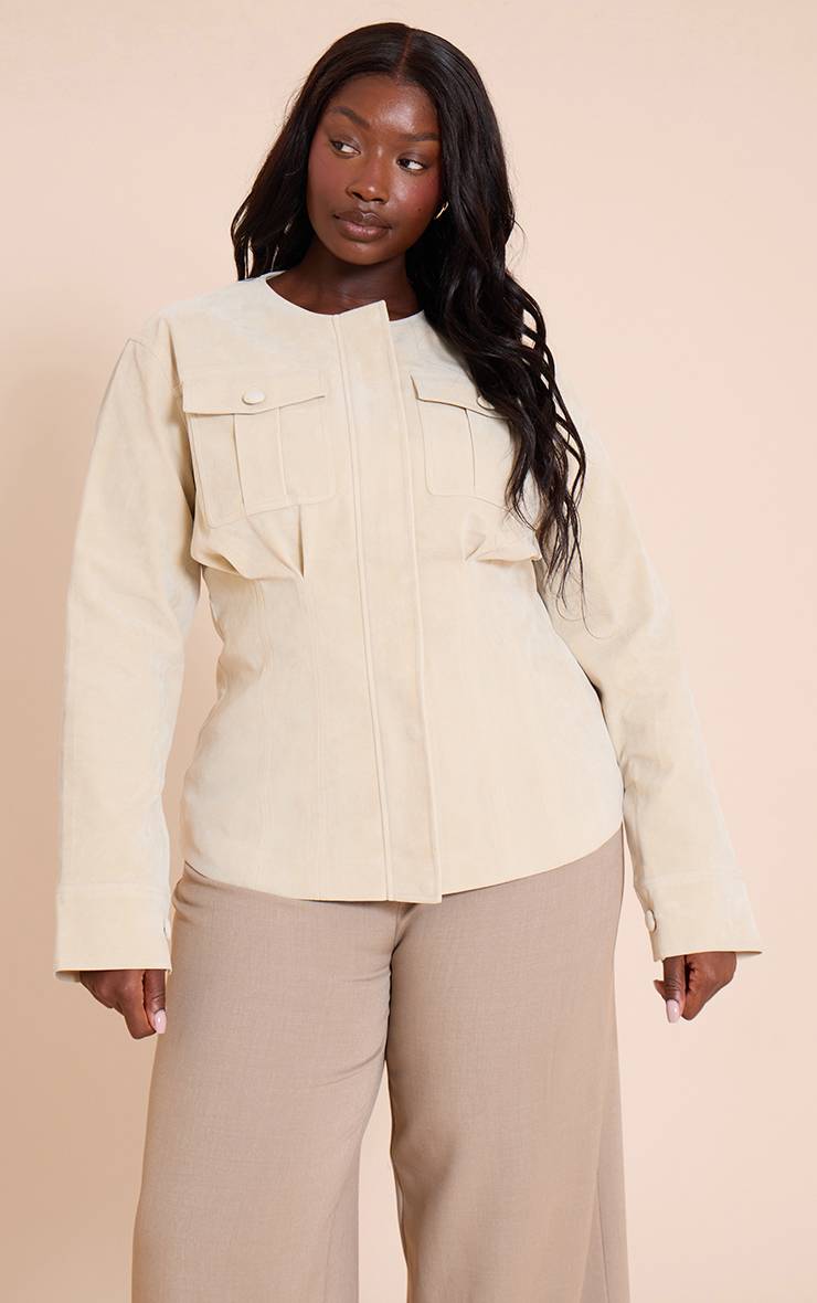 Ecru Veste Grande Taille En Synthétique Écru Avec Taille Cintrée Et Boutons Cachés