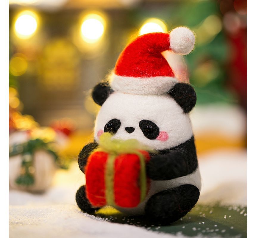 Embroidery Kingdom - DIY-naaldviltset met panda-ornamenten (verschillende ontwerpen)