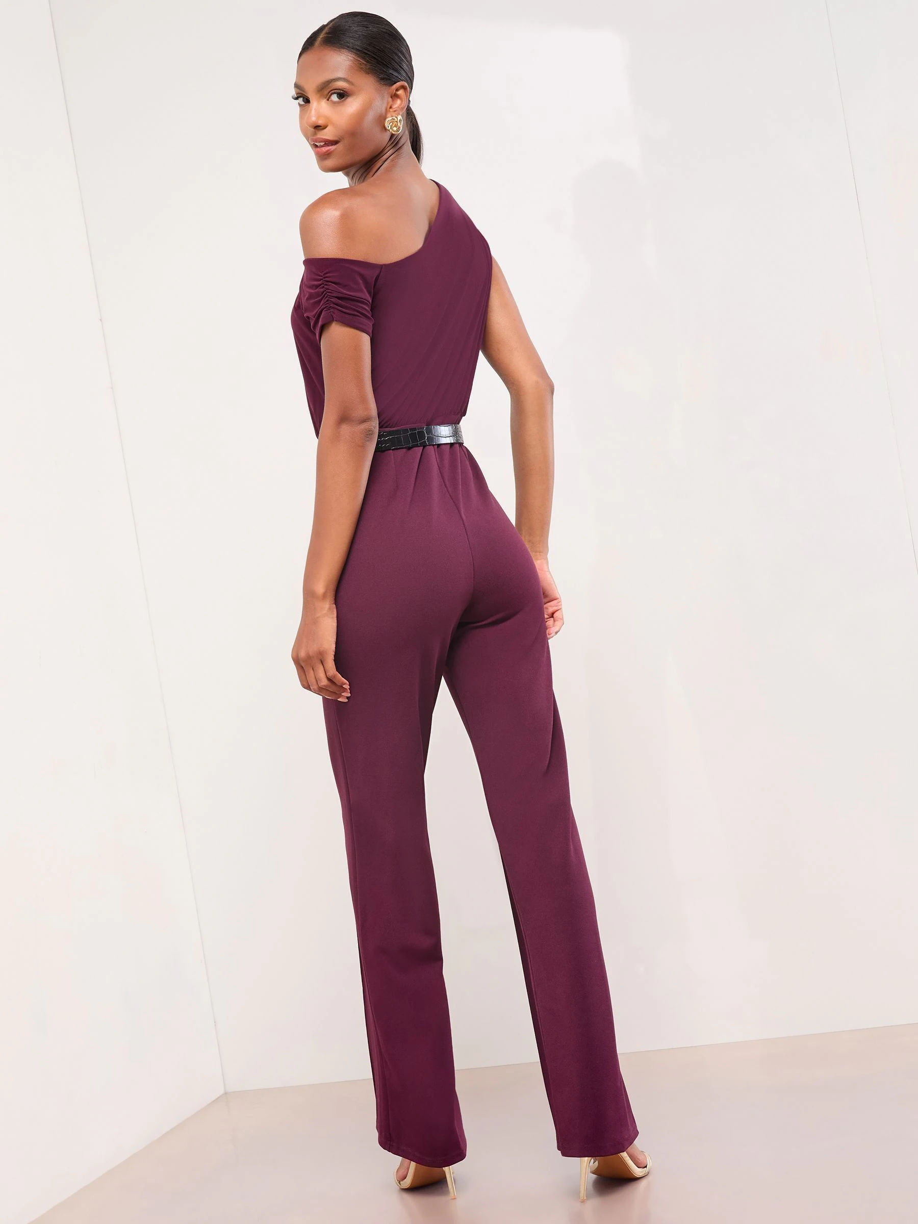 Bordeauxrood - Lipsy Off The Shoulder Jersey Woven Hybrid Mix Wide Leg Jumpsuit With Croc PU Belt
