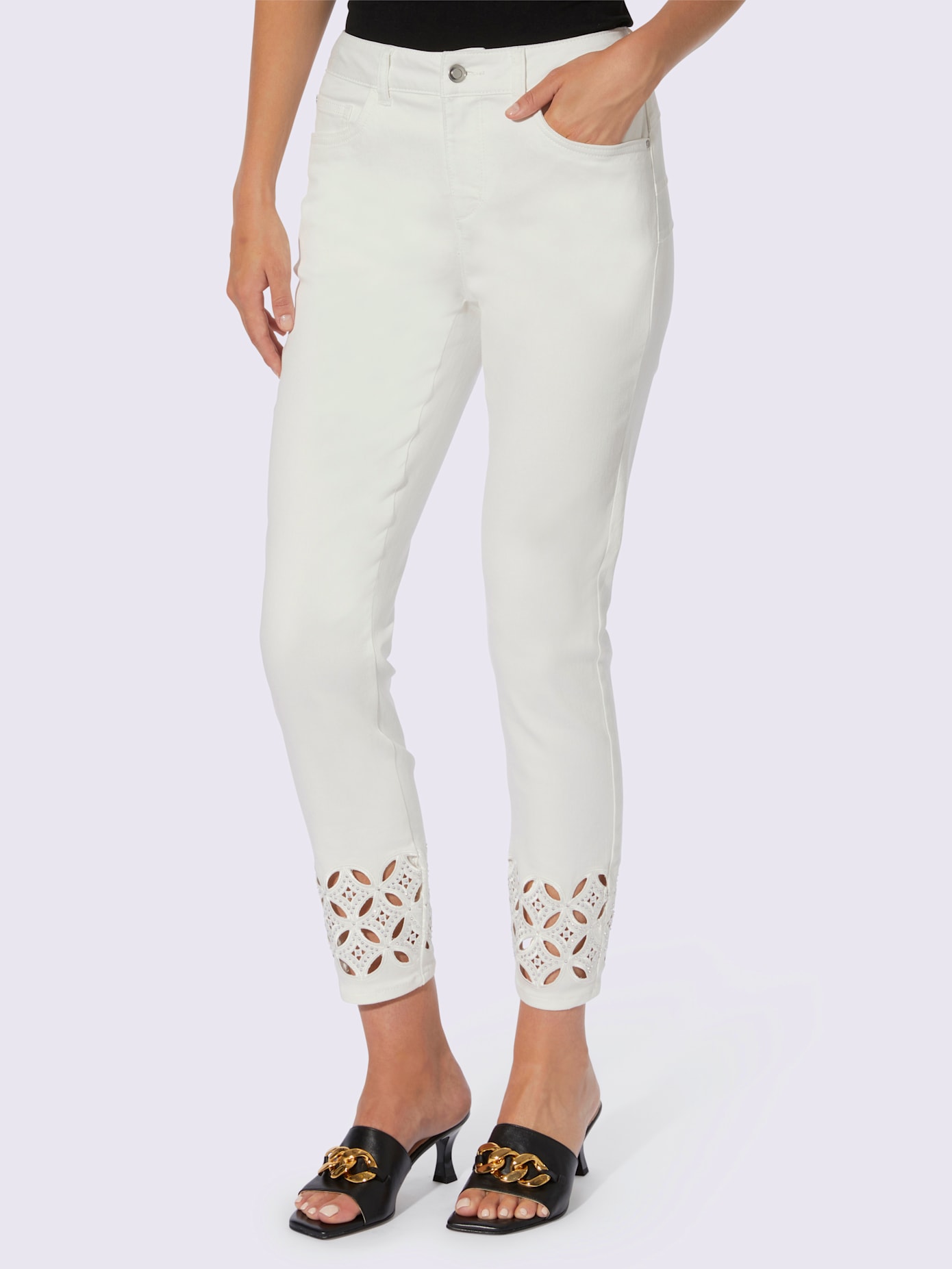 Pantalon push-up détail à découpes