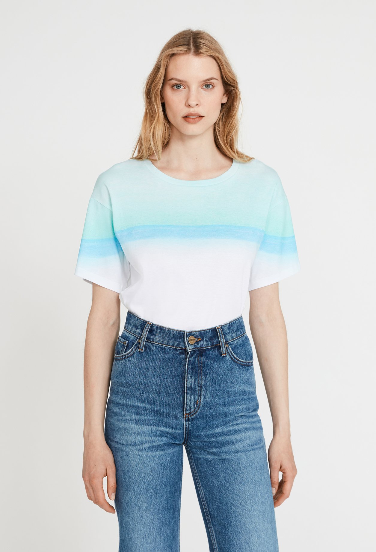 T-shirt tie and dye