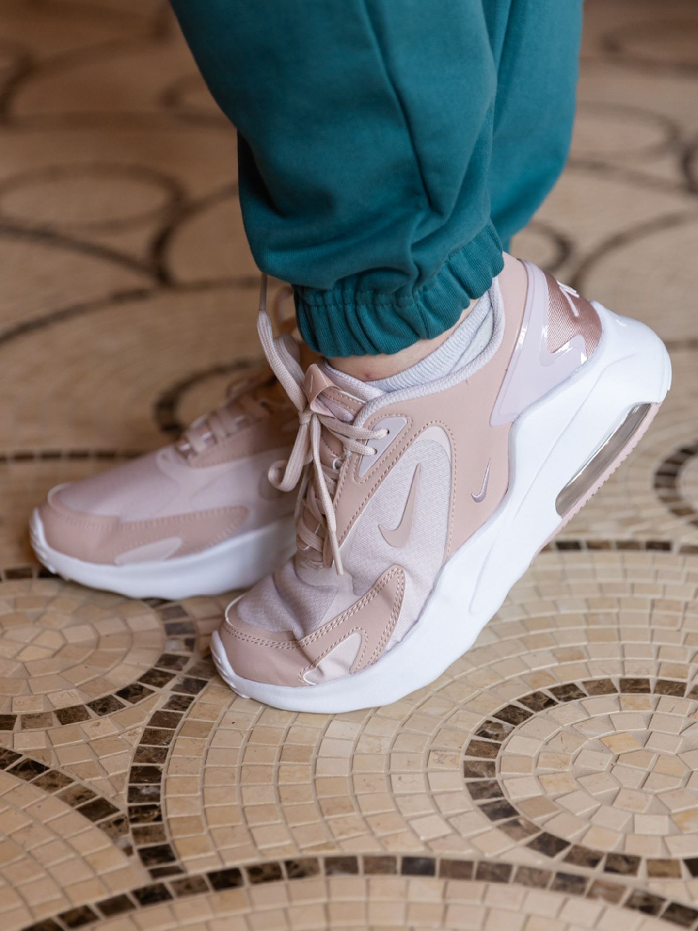 Air Max Bolt