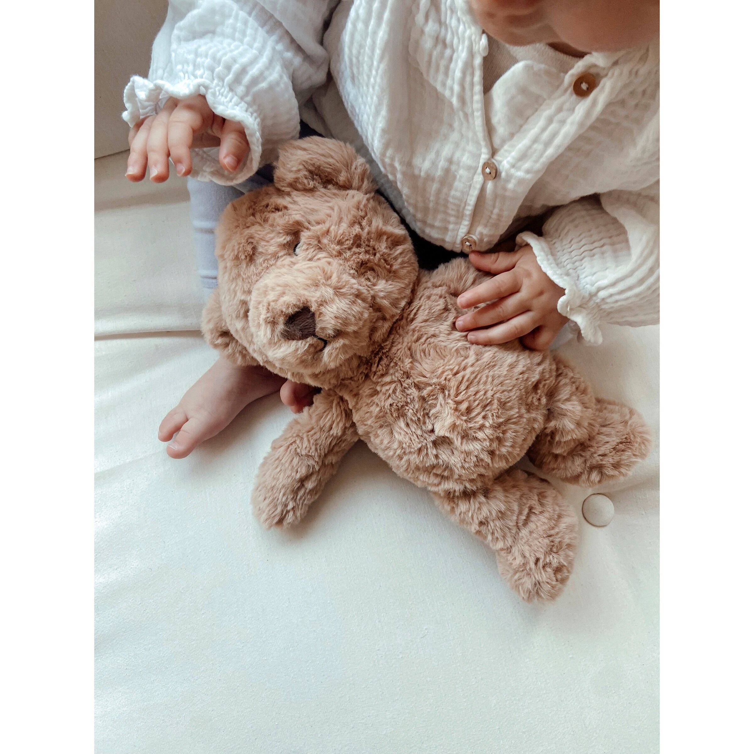 flow Amsterdam Herzschlag-Kuscheltier Bär Lou 29cm