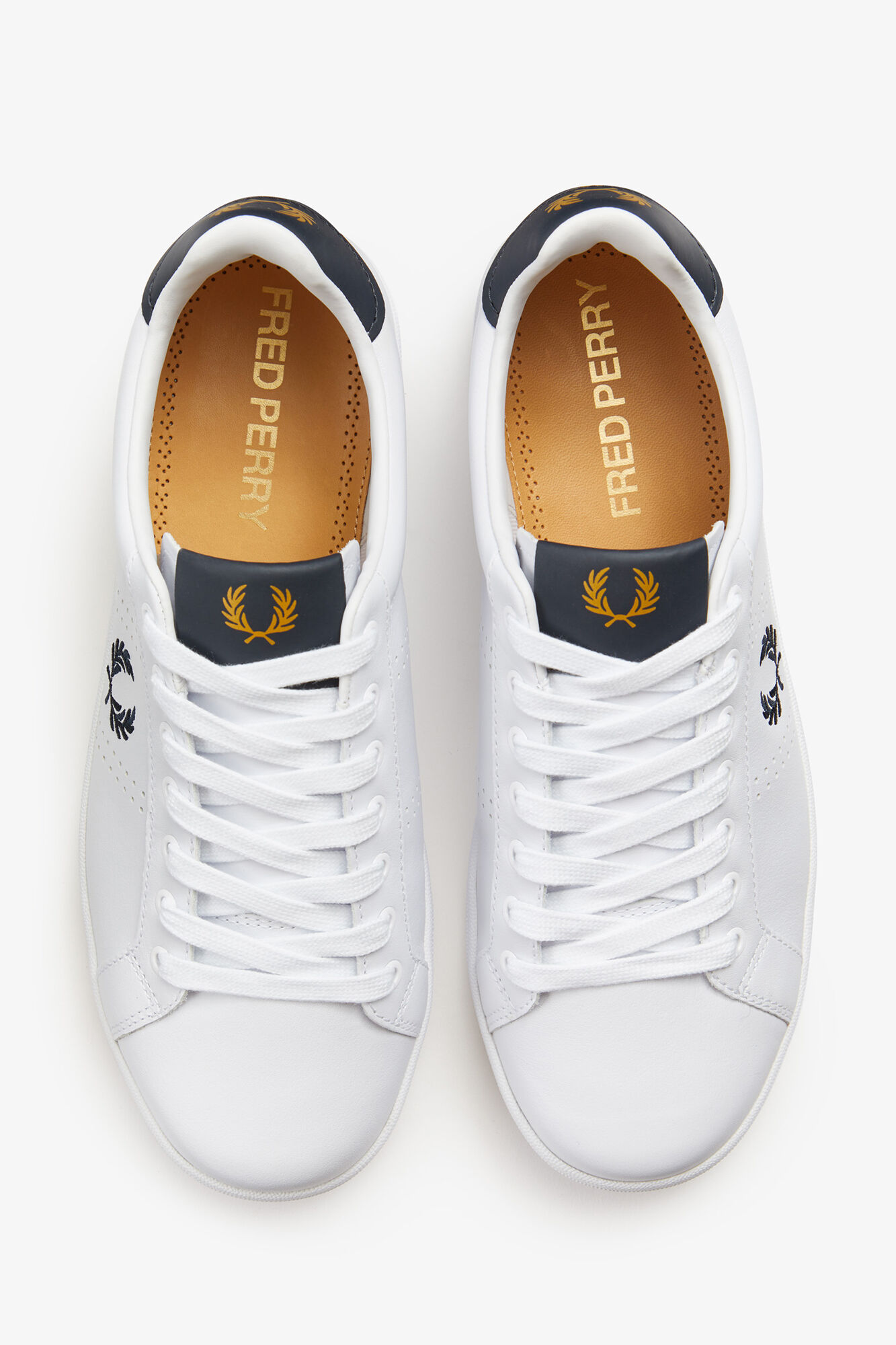 Zapatilla b721 pele - Estampado branco