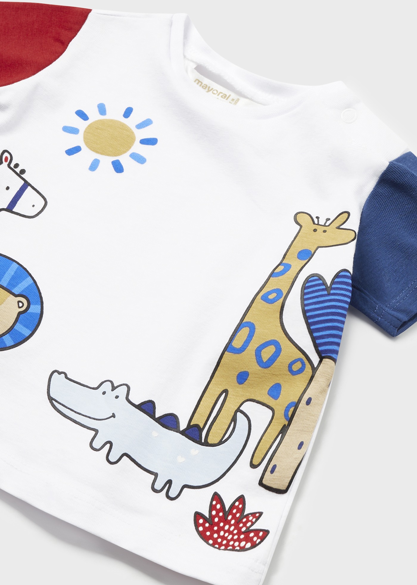 Conjunto de 2 camisetas estampadas Better Cotton para recém-nascidos, estampa Lake.