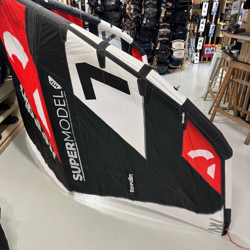 Aile Kitesurf Occasion Reedin Supermodel HTF 7m Noir - The Corner Shop