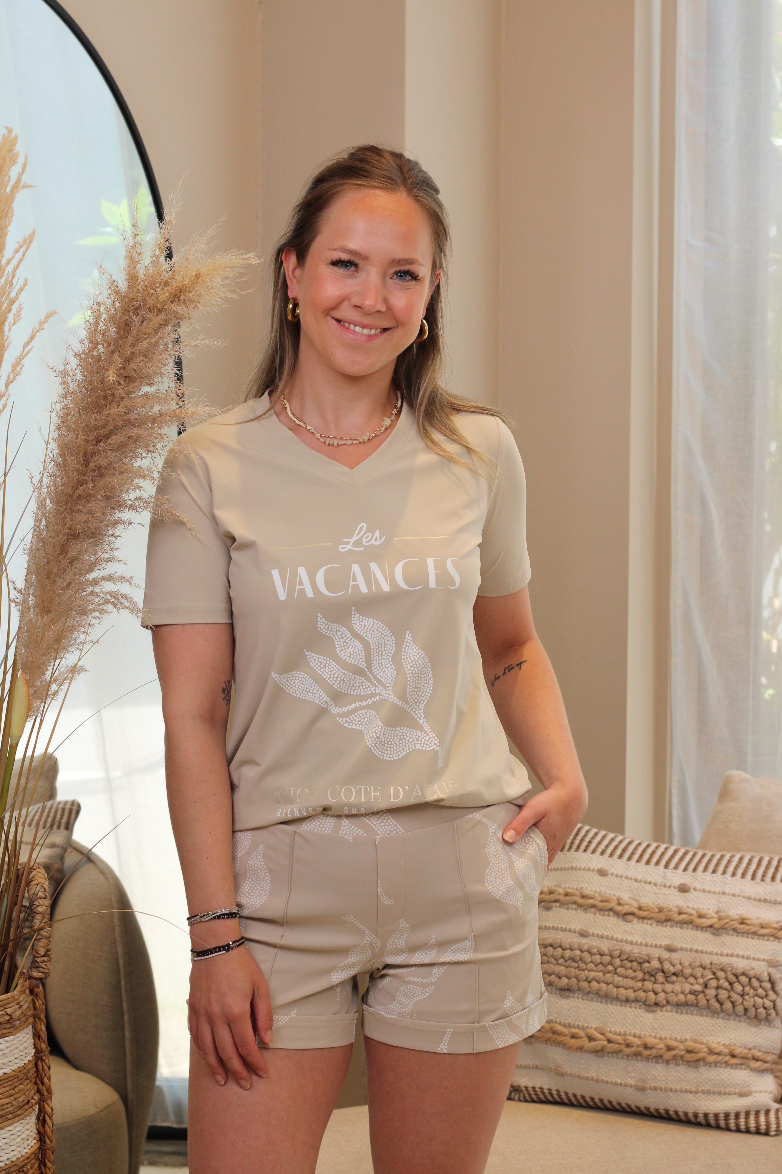 Zoso - Becky Allover Printed Travel Short - Sand