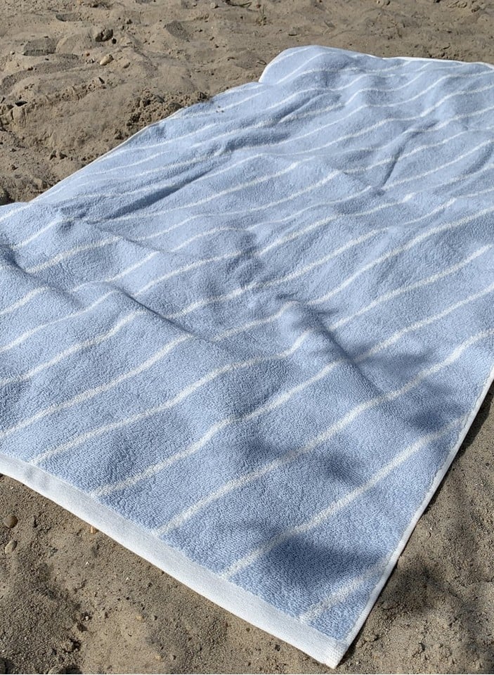 OYOY Living - Raita Økologisk Håndklæde - 70x140 cm - Cloud / Ice Blue