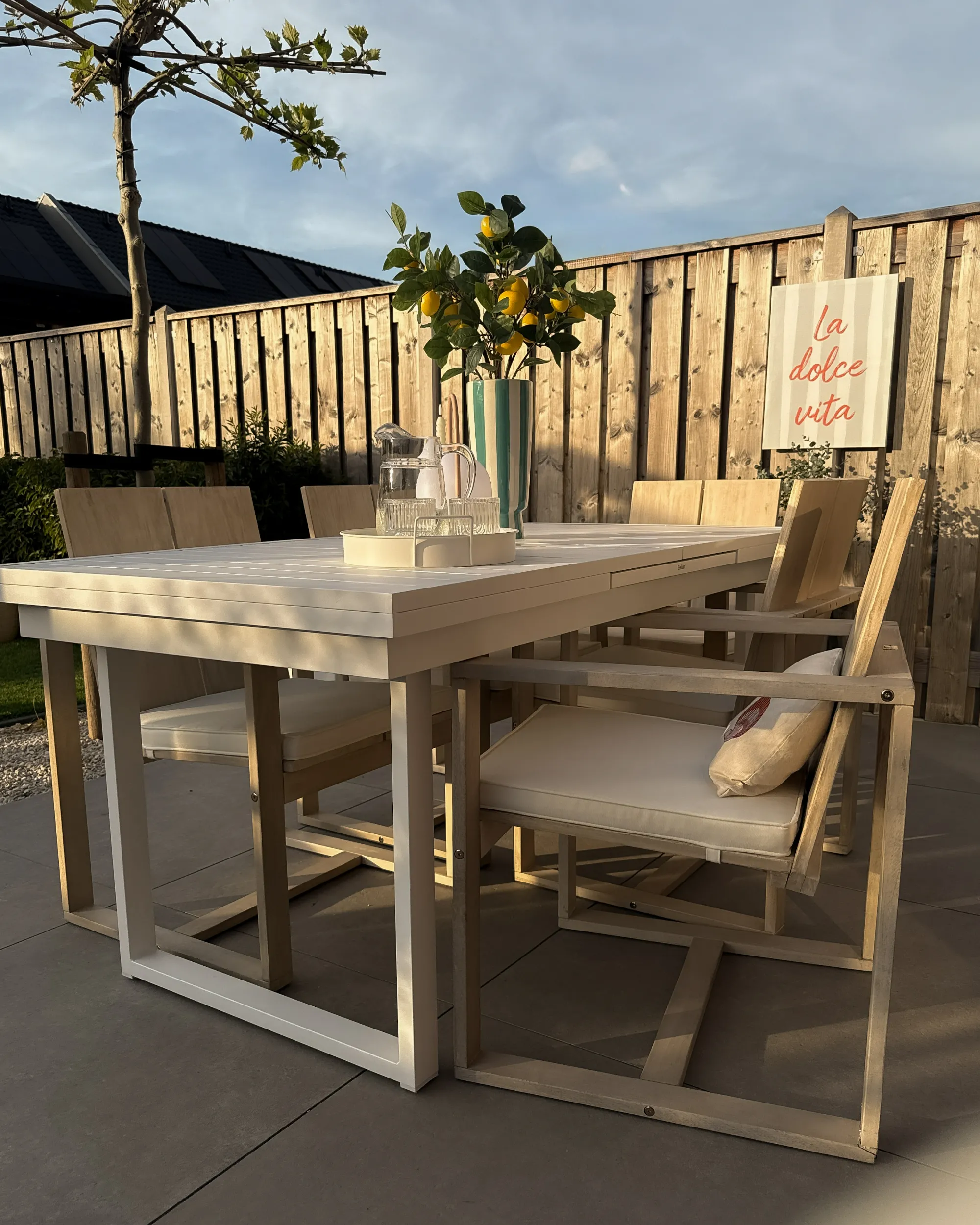 Uitschuifbare tuintafel VALCANETTO 180/240 cm 90 cm Metaal Wit