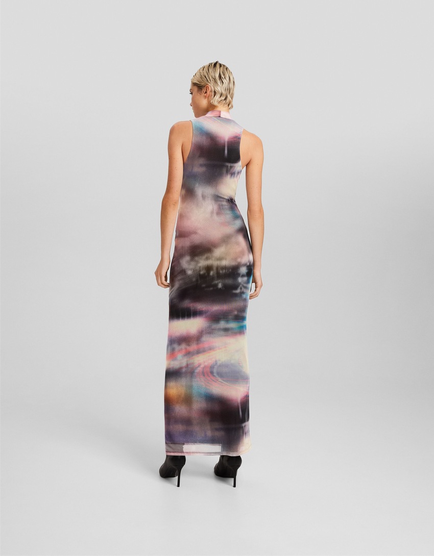 Vestido longo de tule estampado sem mangas
