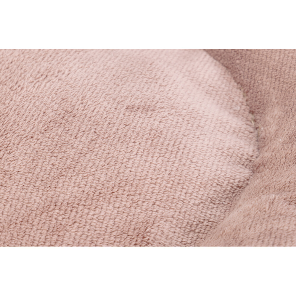 Designed by Lotte Kattenmand Ribbed Roze50 x 50 x 17 cm