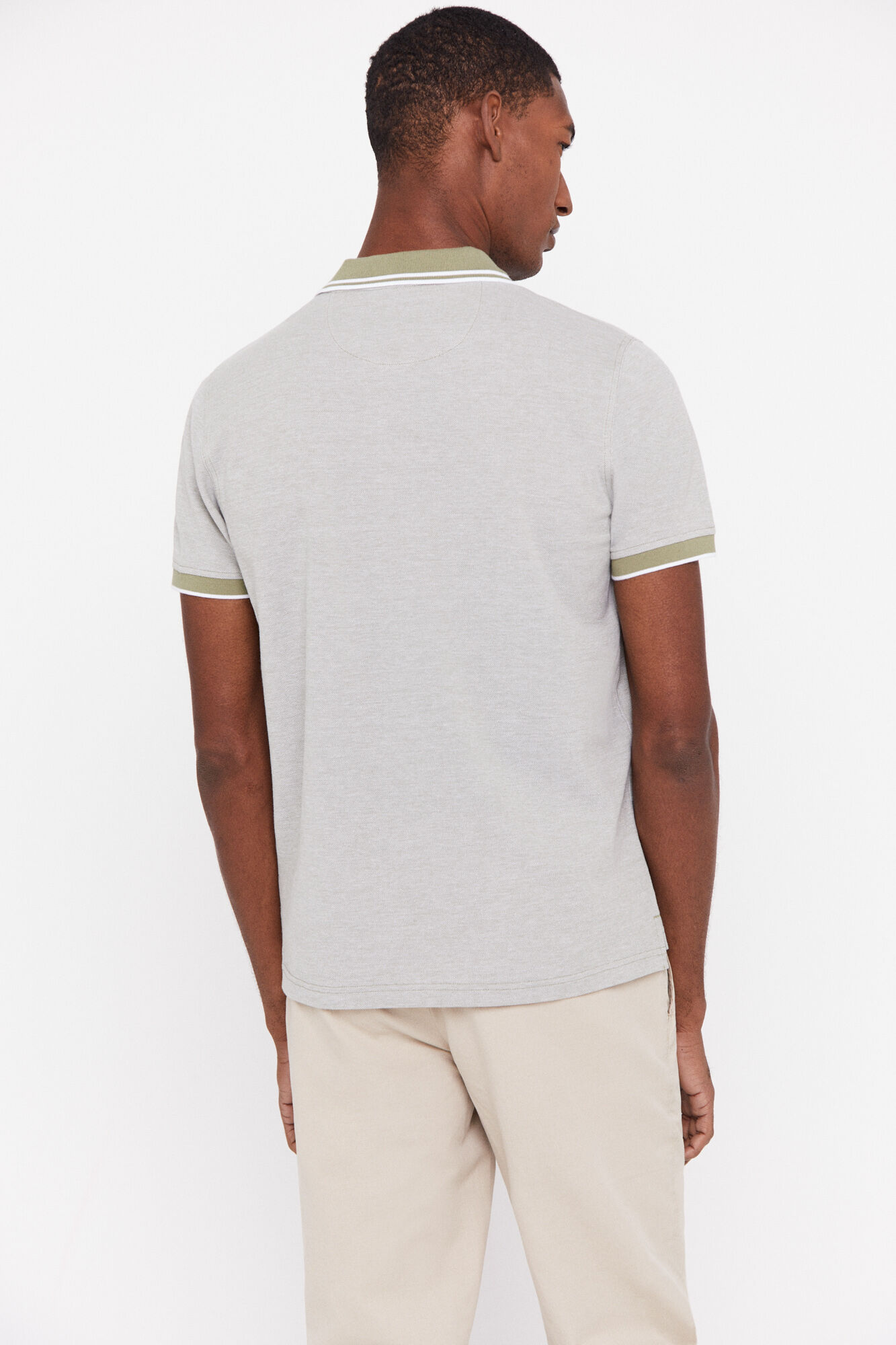 Polo oxford com ponta cáqui