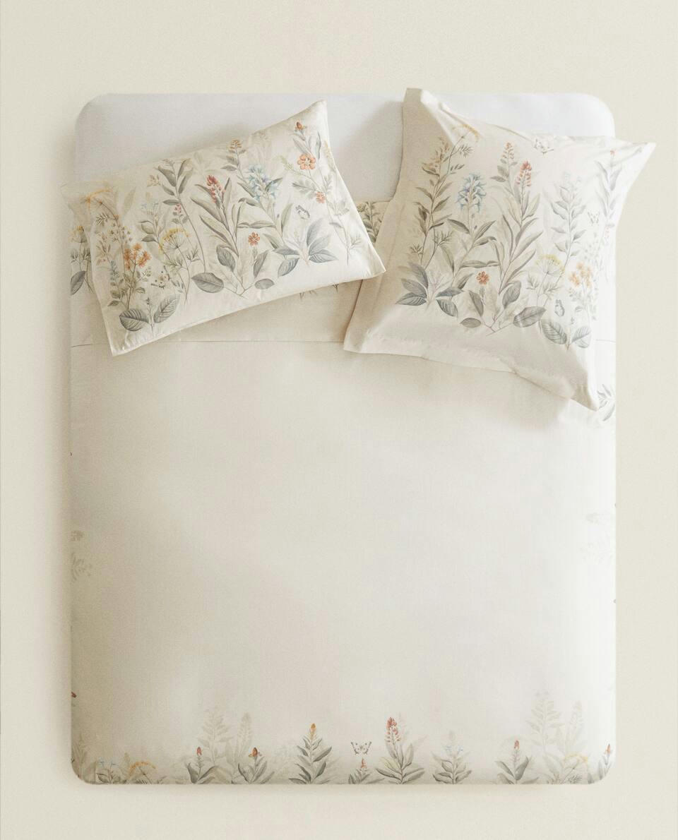 CAPA DE EDREDOM COM ESTAMPA FLORAL