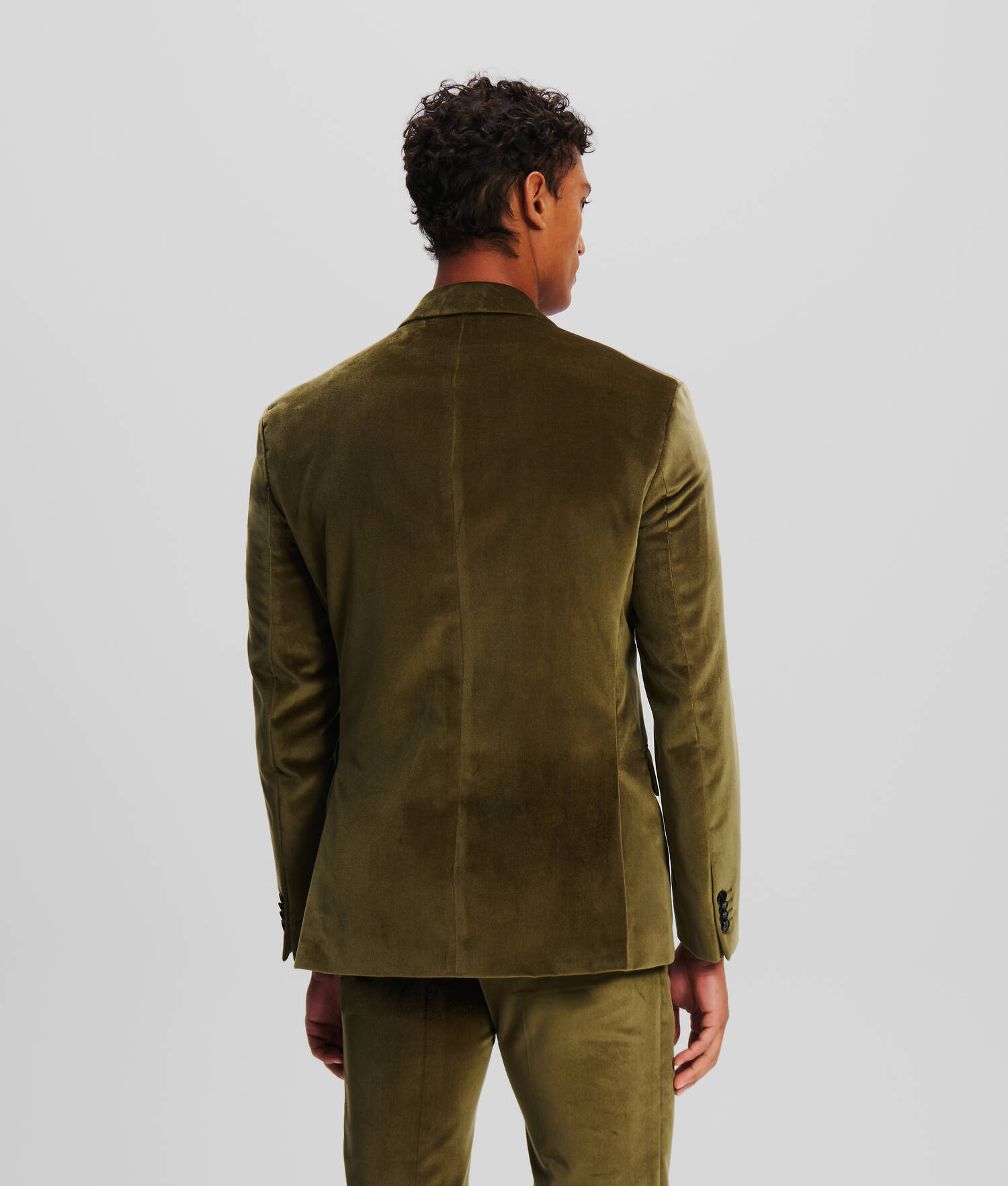 VESTE HABILLÉE