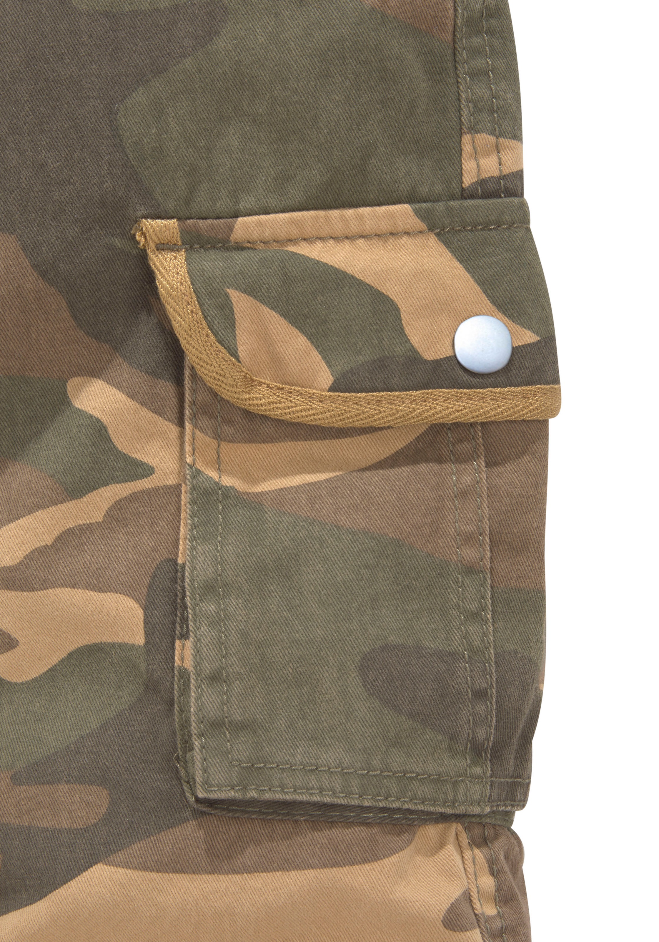 KIDSWORLD Shorts »2tlg. Bermudas mit Gürtel«  mit Textilgürtel