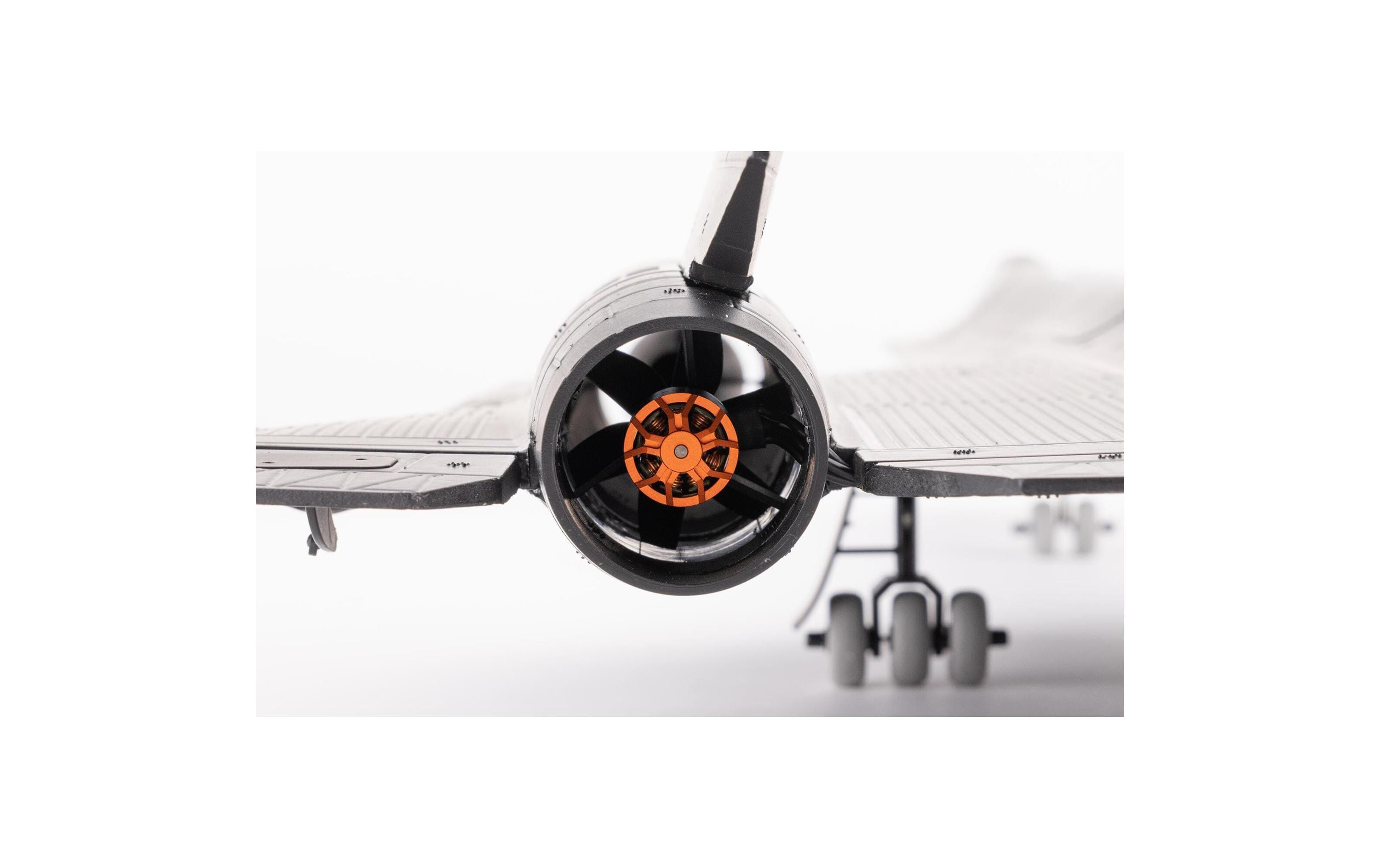 Impeller Jet SR-71 Blackbird Twin 40 mm EDF BNF Basic<br>Zwei Motoriger Lockheed Martin SR-71 Impeller Jet mit Spektrum Technik