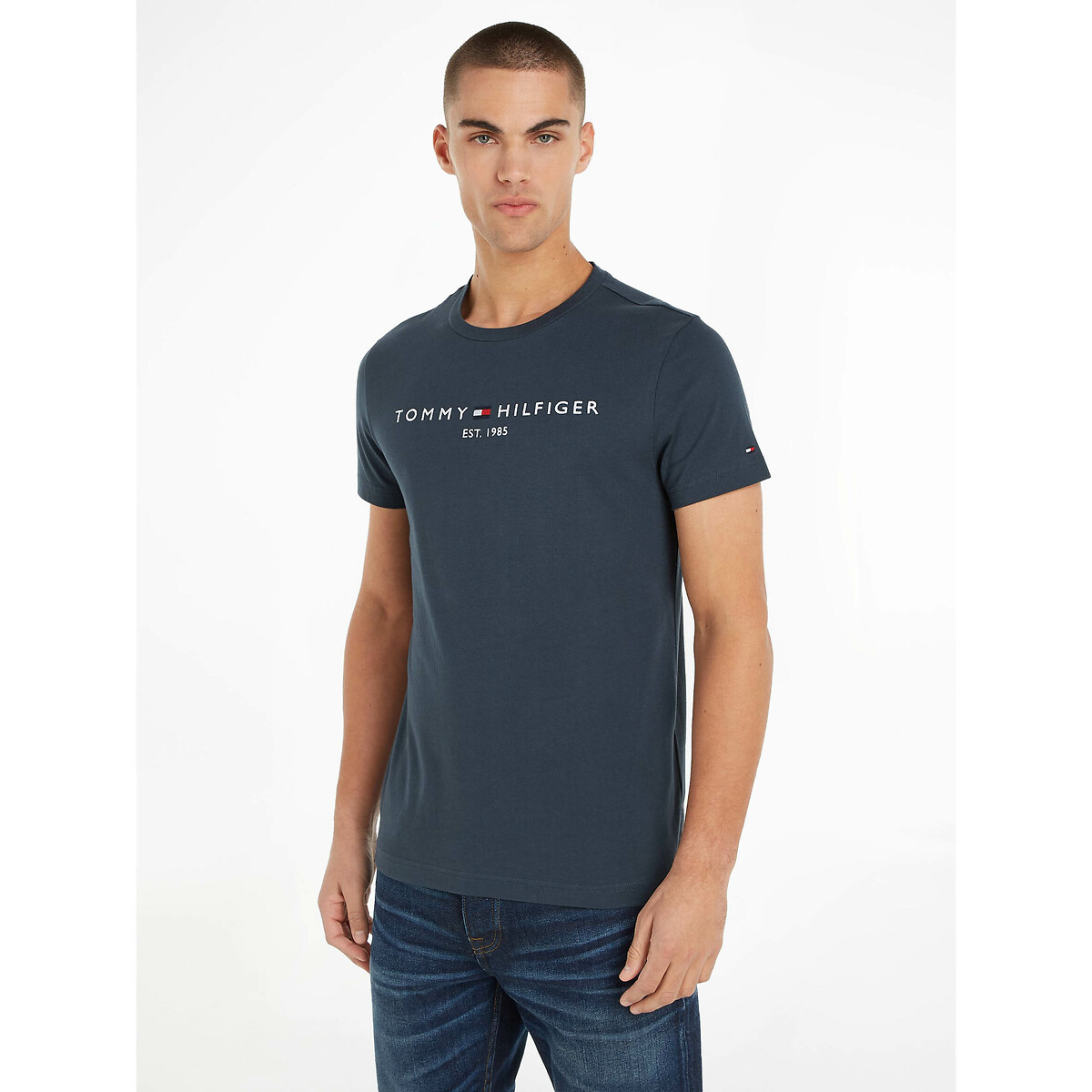 TOMMY HILFIGER<br>Camiseta de manga curta, gola redonda, logotipo bordado