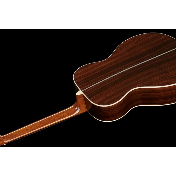 Martin Guitar 000-28EC Sunburst