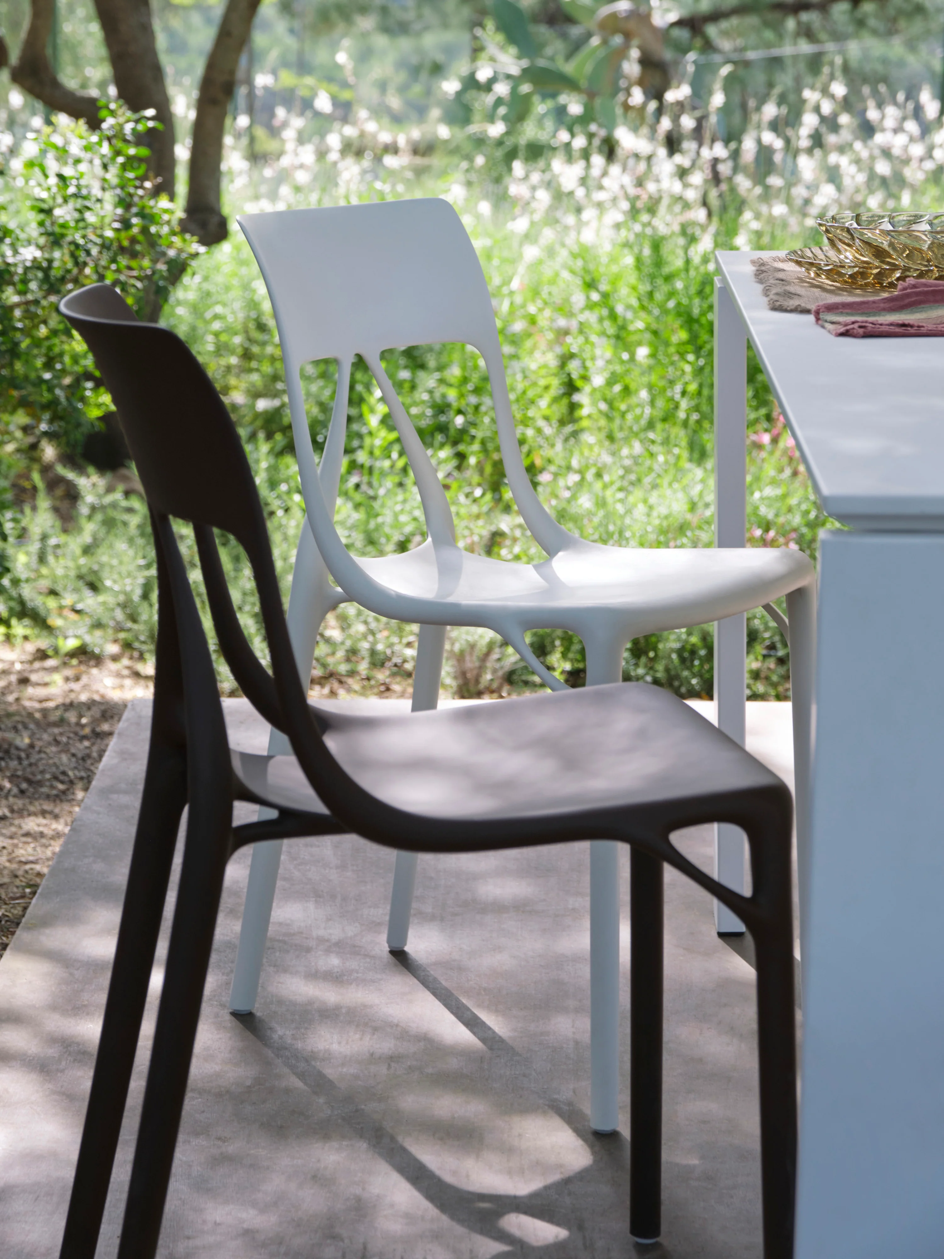 Kunststof stoelen A.I., set van 2