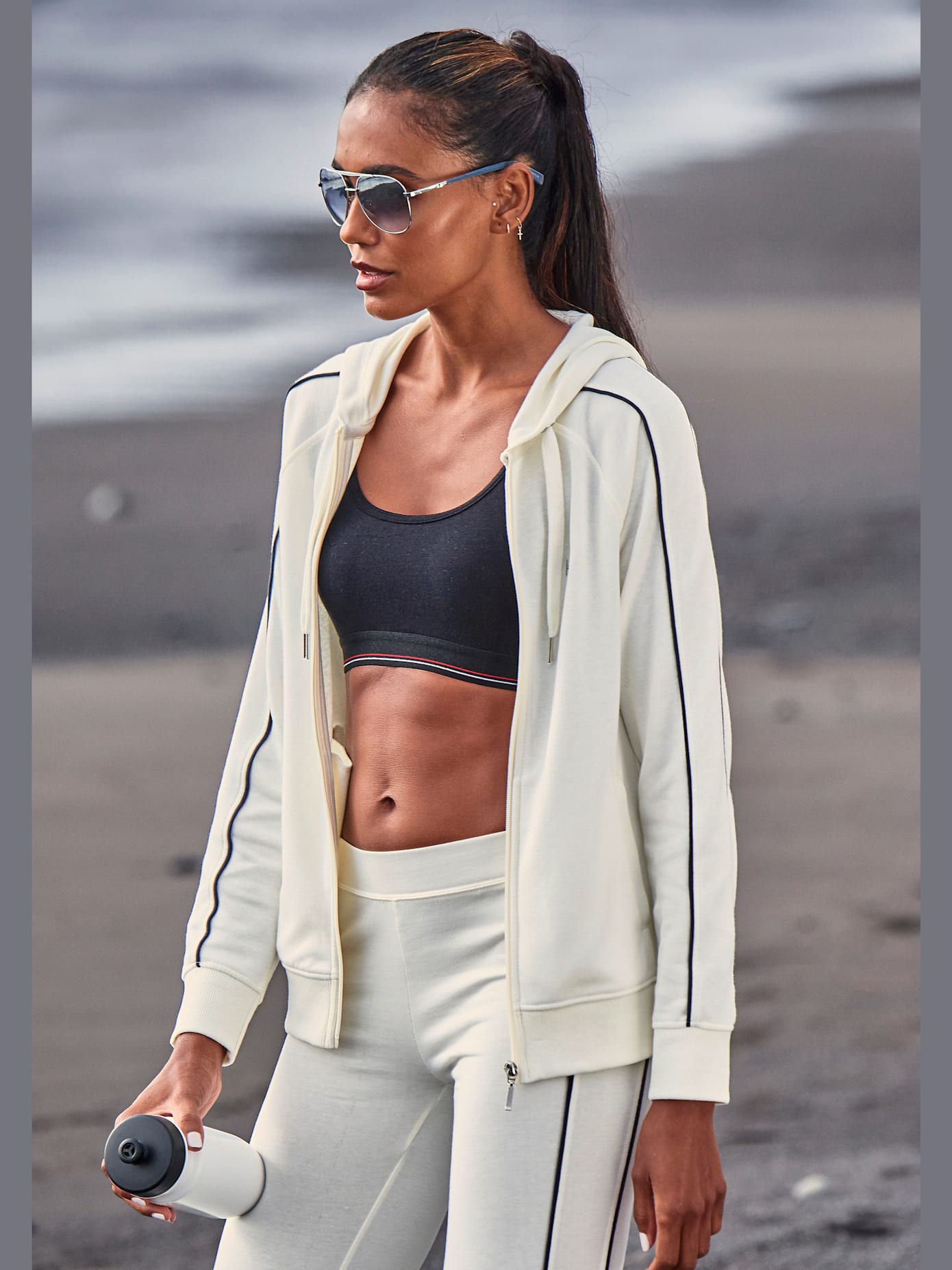 Veste sweat à capuche