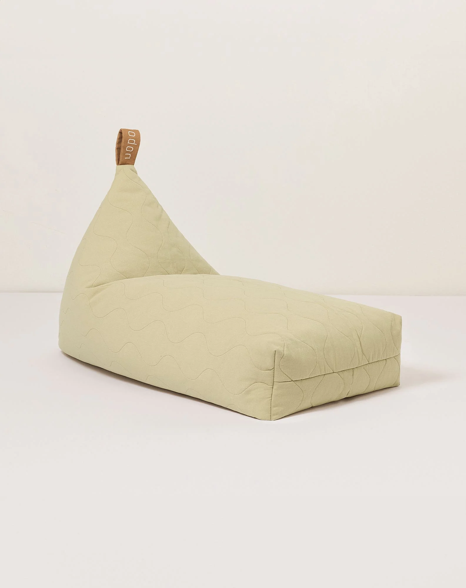 Pouf long matelassé en coton bio lavé - taille enfant - l1n0 | Vert