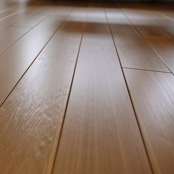 Vitrificateur parquet et plancher V33 Passages extrêmes chêne moyen satin 2,5L