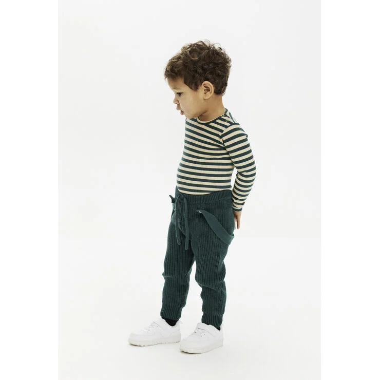 The New TNSFro Uni L_S Rib Body Grøn
