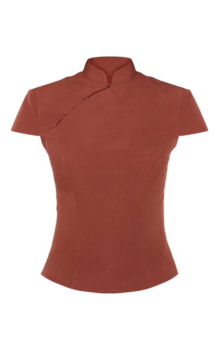 Chocolat Haut Grande Taille En Satin À Col Montant Avec Détails De Boutons Perles