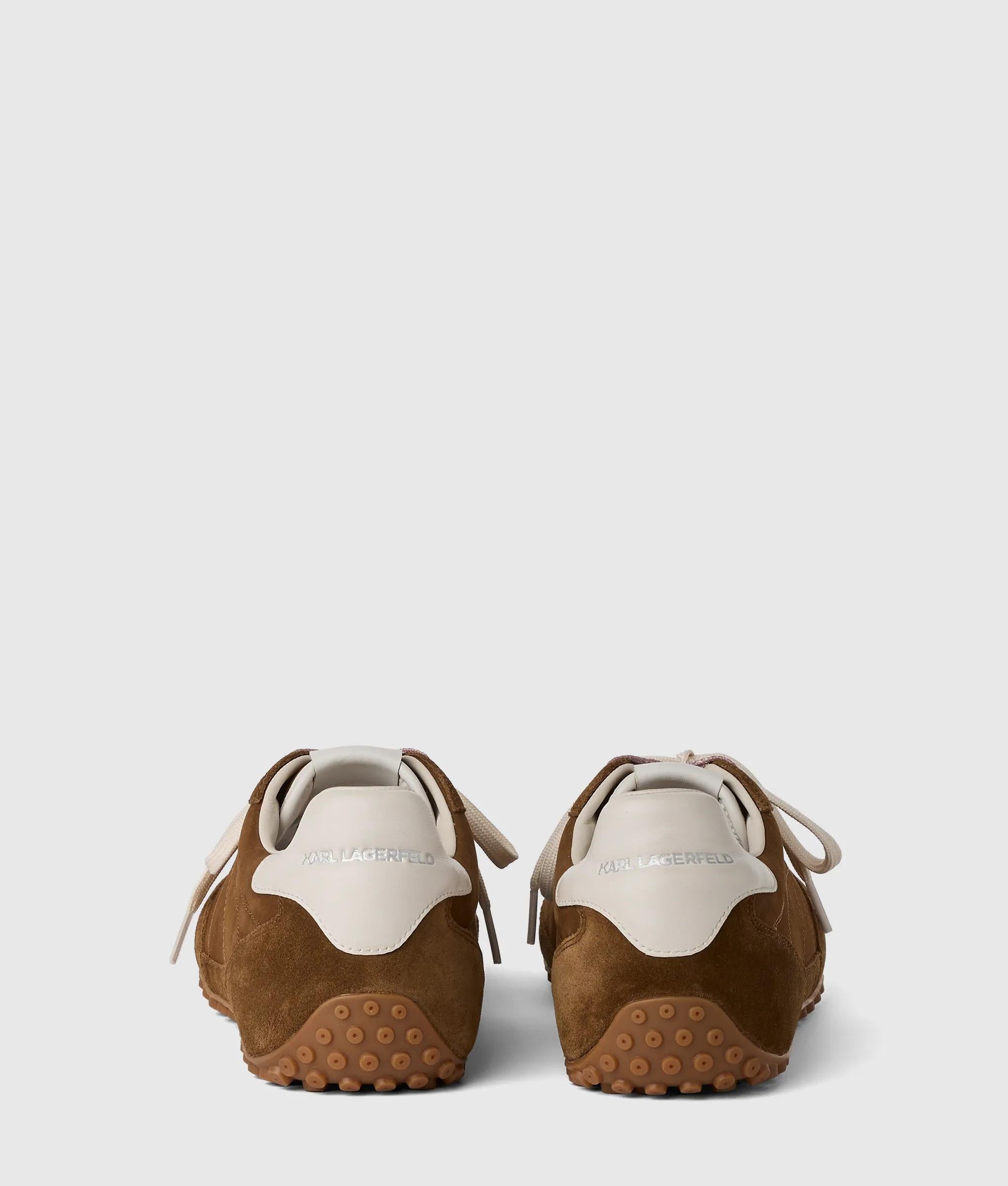 Astra Volley sneakers van suède